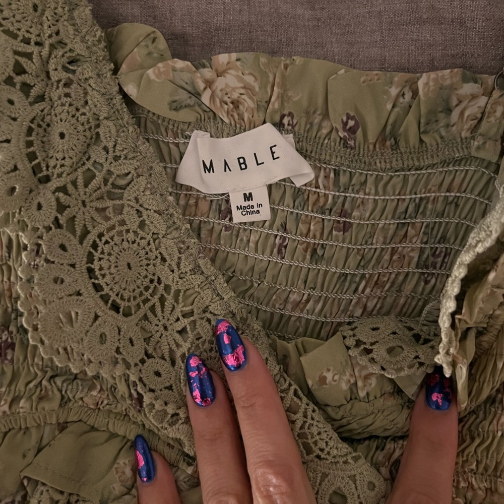 MARBLE Olive Lace Floral Dress - Picture 4 of 4